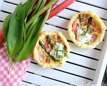 Spargel-Rhabarber-Tartlettes mit Bärlauch
