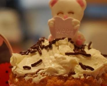 Pina Colada Cupcakes (light)