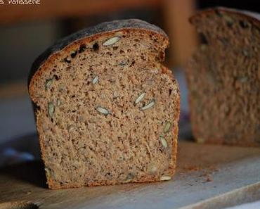 Dinkel-Roggenbrot mit Buttermilch & Mohn