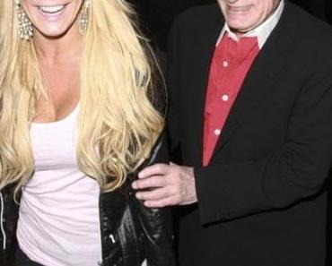 Hugh Hefner dementiert Gerüchte um Ehevertrag