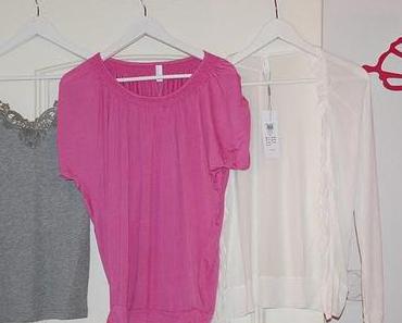 Nichts anzuziehen die Zweite