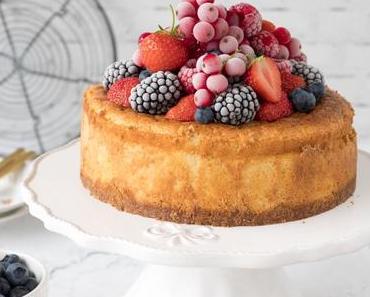 Leckerer Cheesecake mit Beeren & Irish Cream Liqueur