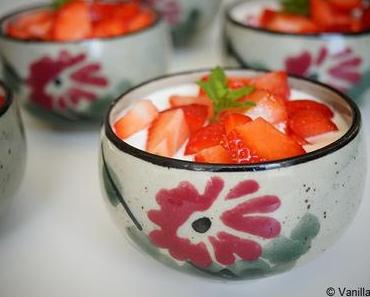 Schneller Erdbeer-Joghurt-Nachtisch