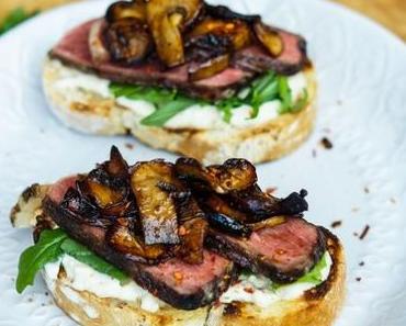 Steak-Crostini mit Balsamico-Pilzen