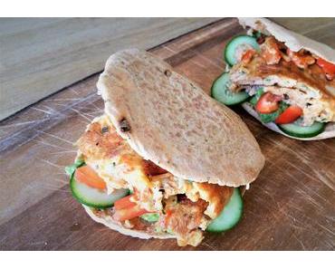 Tomaten-Käse Frühstücks-Pita