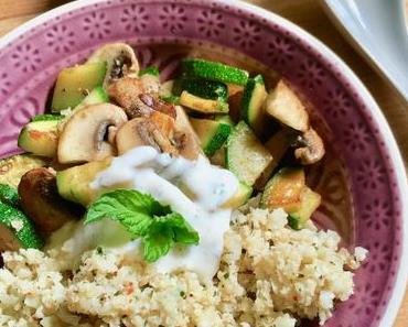 Blumenkohl-Couscous mit Pfannengemüse (vegan, wenn Ihr wollt)