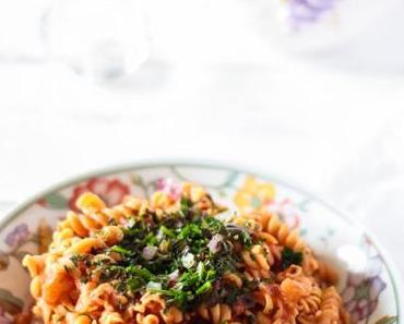 Vegane und glutenfreie One-Pot Kichererbsen Pasta