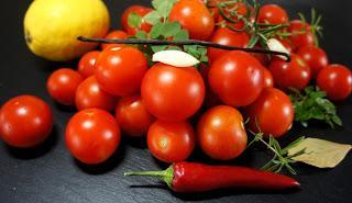 Tomatensauce im Glas