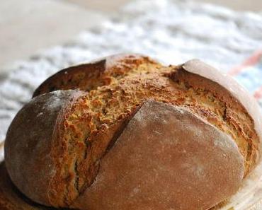 Ofenfrisches Heidebrot