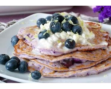 Rezepte: proteinreiche Blaubeer-Zitronen-Pancakes