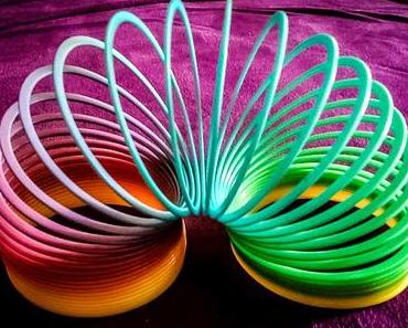 Tag des Slinky – der amerikanische Slinky Day