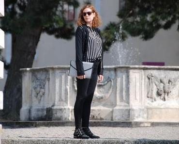 {OOTD} Monochrome mit Schnallen-Boots