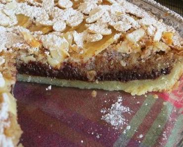 Mandeltarte mit Birnen und Schokolade