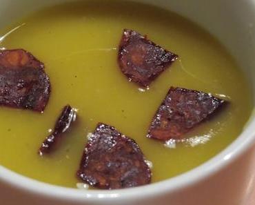 Süßkartoffelsuppe mit Chorizo-Chips