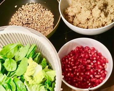 Winter-Fitmacher: Kürbis-Spinatsalat mit Quinoa und Granatapfel