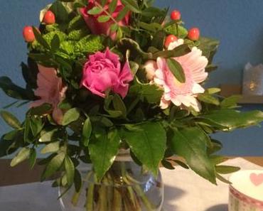 Friday-Flowerday – oder – Rosa und Grün verabschieden die Weihnachtszeit