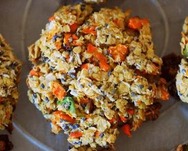 Carrot Cake Chia Bliss Balls mit Mango + die gebackene Cookie-Variante