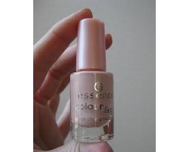 Essence Colour & Go nail polish - 44 "Modern Romance"  - Swatches