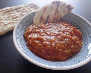 rotes linsen dhal mit naan