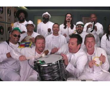 Jimmy Fallon & Backstreet Boys “I Want It That Way” mit Kinderinstrumenten