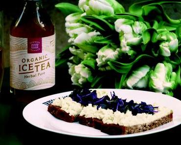 Trzesniewskis neues Brötchen: Apfel-Sellerie und frische Sprossen. Der Frühlingskick für euren Gaumen.