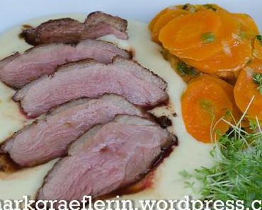 Entenbrust, Mairübchen-Püree und Möhrengemüse