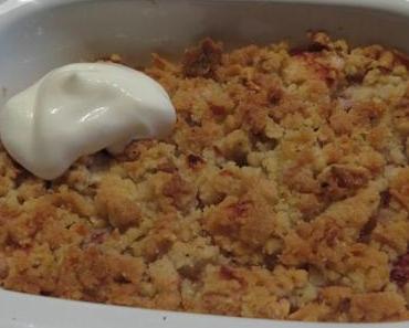 Crumble mit Äpfeln und Feigen