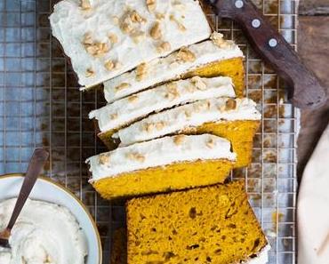 Pumpkin Pound Cake – saftiger Kürbiskuchen mit Frischkäse-Frosting