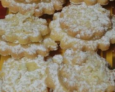 Gefüllte Macadamia-Plätzchen