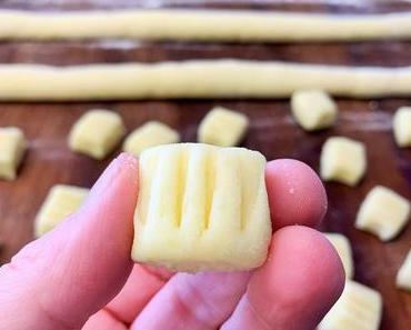 Hausgemachte Gnocchi mit Butter und Salbei