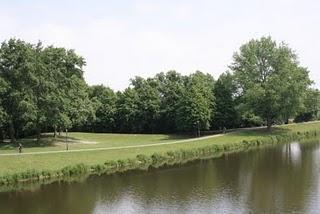 Keiner kann die Erde zu seinem Eigentum machen!