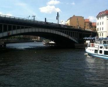 Unter den Brücken von Berlin