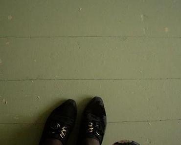 ich &amp; meine Schuhe auf meinem neuen Grund und Boden i...