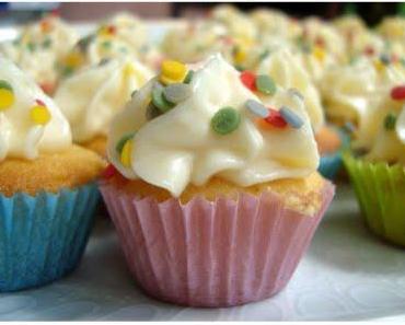 [Rezept] PonyHütchen kann auch essbare Cupcakes: Piratencupcakes mit weisser Schoggi & Zitrone