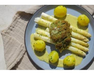 Zanderfilet à la Bärlauch Bordelaise auf Sauce Bernaise mit Spargel und glasierten Kartoffeln