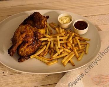 Das halbe Hähnchen holen wir nicht mehr vom Wagen, sondern machen es nun ganz einfach selber #M-Line #Grillmaster #Technik