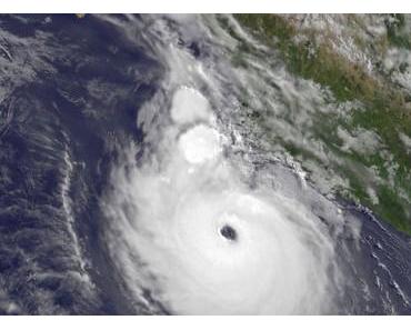 Hurrikan DORA jetzt Kategorie 4 - kein Impakt in Mexiko erwartet