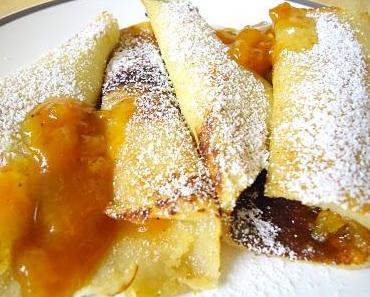 Buttermilch- Pfannkuchen mit Aprikosen-Vanille -Röster