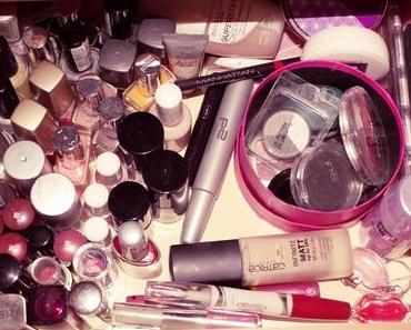 Make-up.