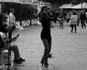 Gif(t) aus Berlin / Tanzt Ihr Weiber, der Könich hat Laune.