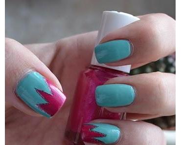 Nageldesign: Tape Manicure