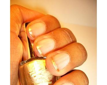 Swatch | P2 Most Wanted LE | Nail Polish Liner No. 010 Golden Ivy