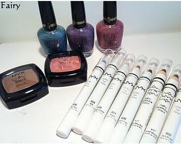 Sie ist wieder da... und zeigt gleich ihre Monatseinkäufe