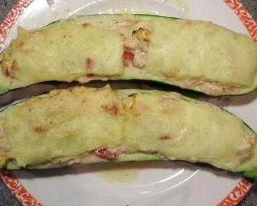 Zucchini mit Frischkäsefüllung