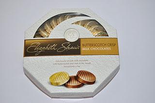 Elizabeth Shaw Butterscotch Crisp Milk Chocolates und Thorntons Special Toffee