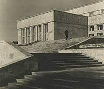 Architekturmuseum der TU Berlin: treppauf, treppab