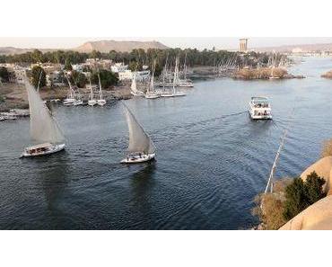 Ägypten: knutschen im Park