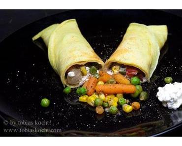 Curry Pfannkuchen mit Gemüse und Hüttenkäse