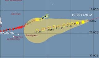 Tropischer Sturm 13S (TS / TC 13S, potentiell Zyklon HILWA) zieht in Richtung Rodrigues, Mauritius und La Reunion