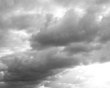 Dramatischen Wolkenfronten